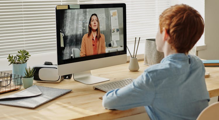 Optimus11 - Loan Company Website Templates